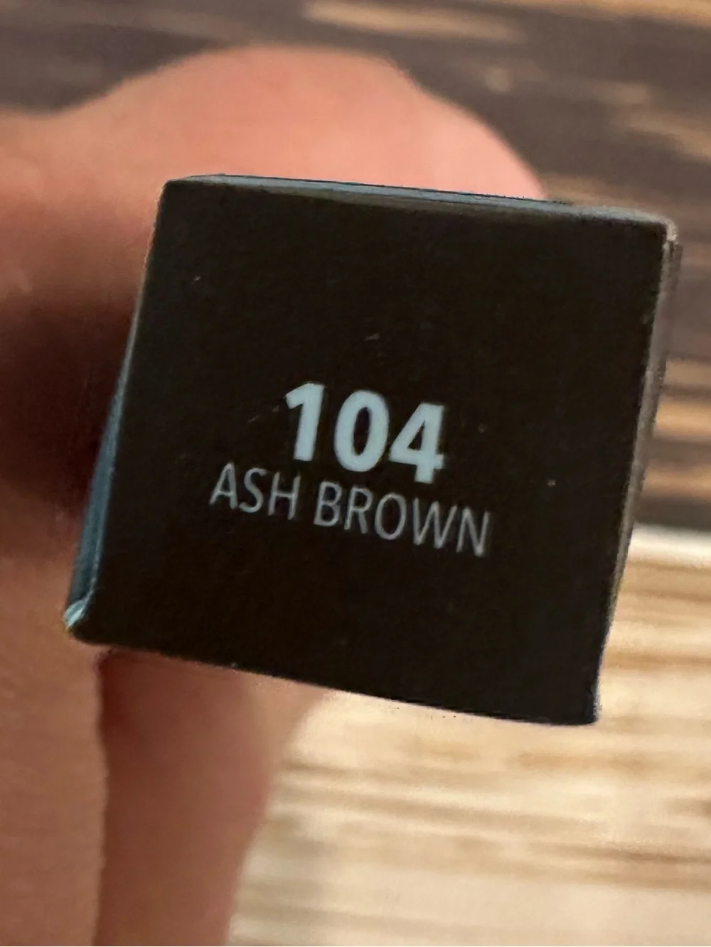 Moira Love Steady Liquid Blush & 104 Ash Brown Eyebrow pencil bundle